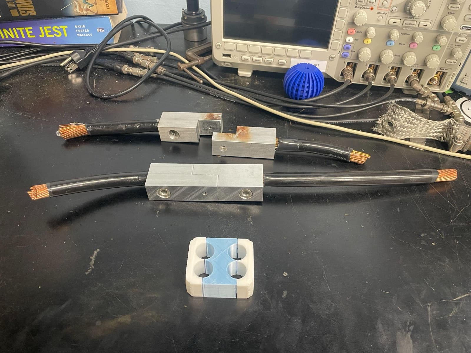 CNC machined aluminum cable connectors